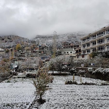 Hilltop Hotel, Hunza Karimabad  Εξωτερικό φωτογραφία