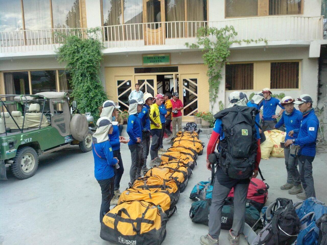 Hilltop Hotel, Hunza Karimabad  Εξωτερικό φωτογραφία