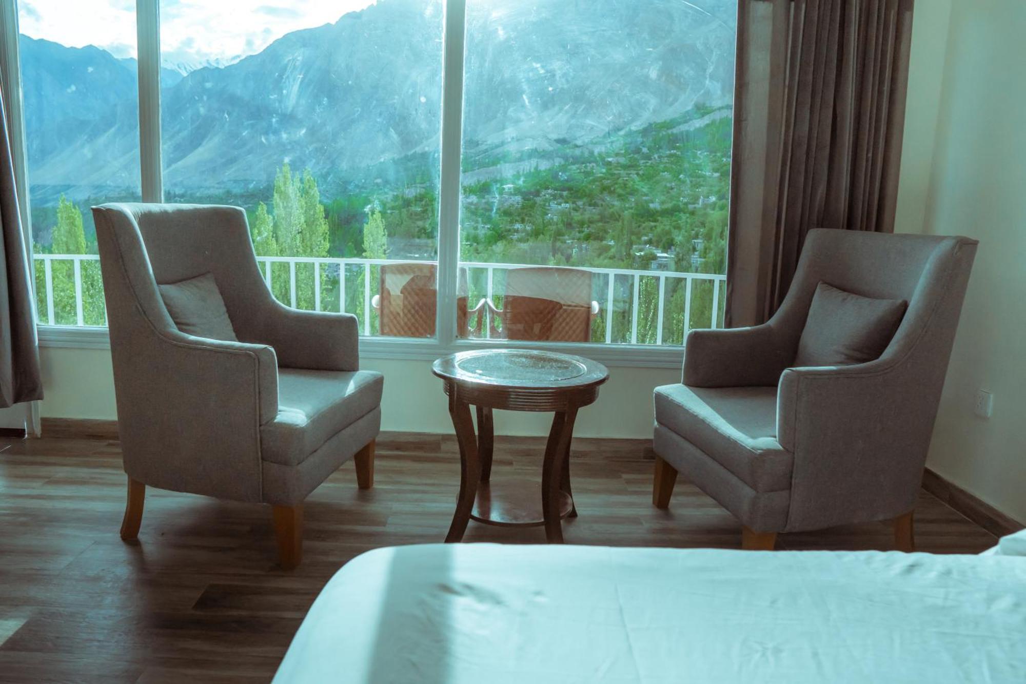 Hilltop Hotel, Hunza Karimabad  Εξωτερικό φωτογραφία